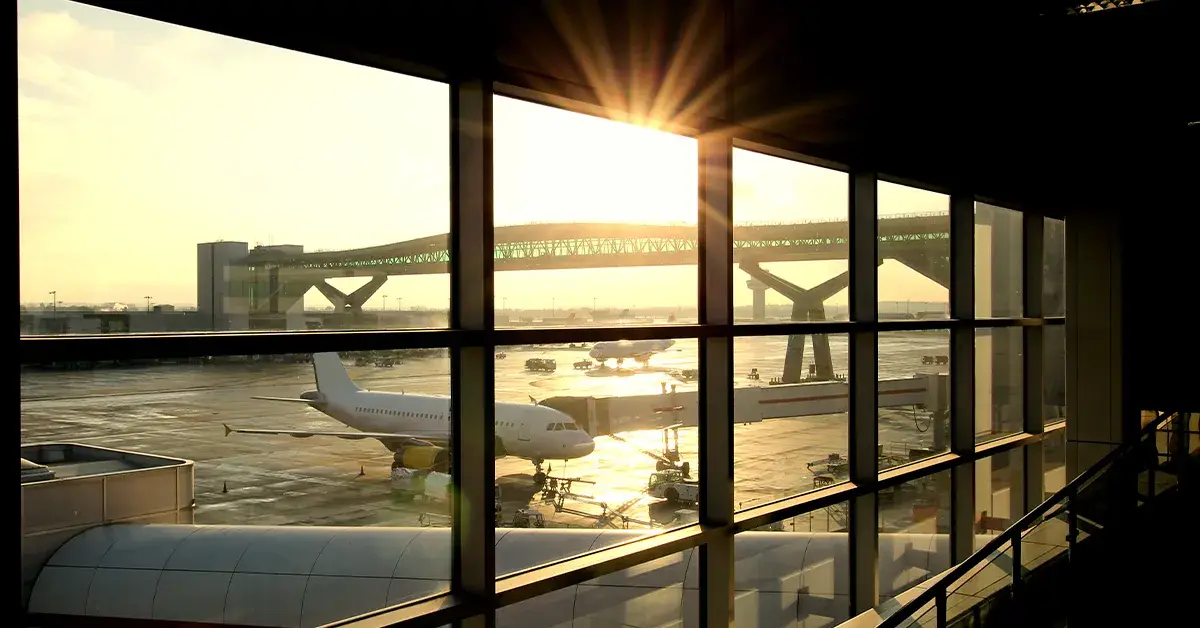Stress-Free Travel from Huntingdon to Heathrow Airport with Amigo Carz